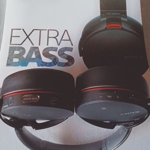 Sony Extra Bass wireless stereo headset. MDR-XB950BT.